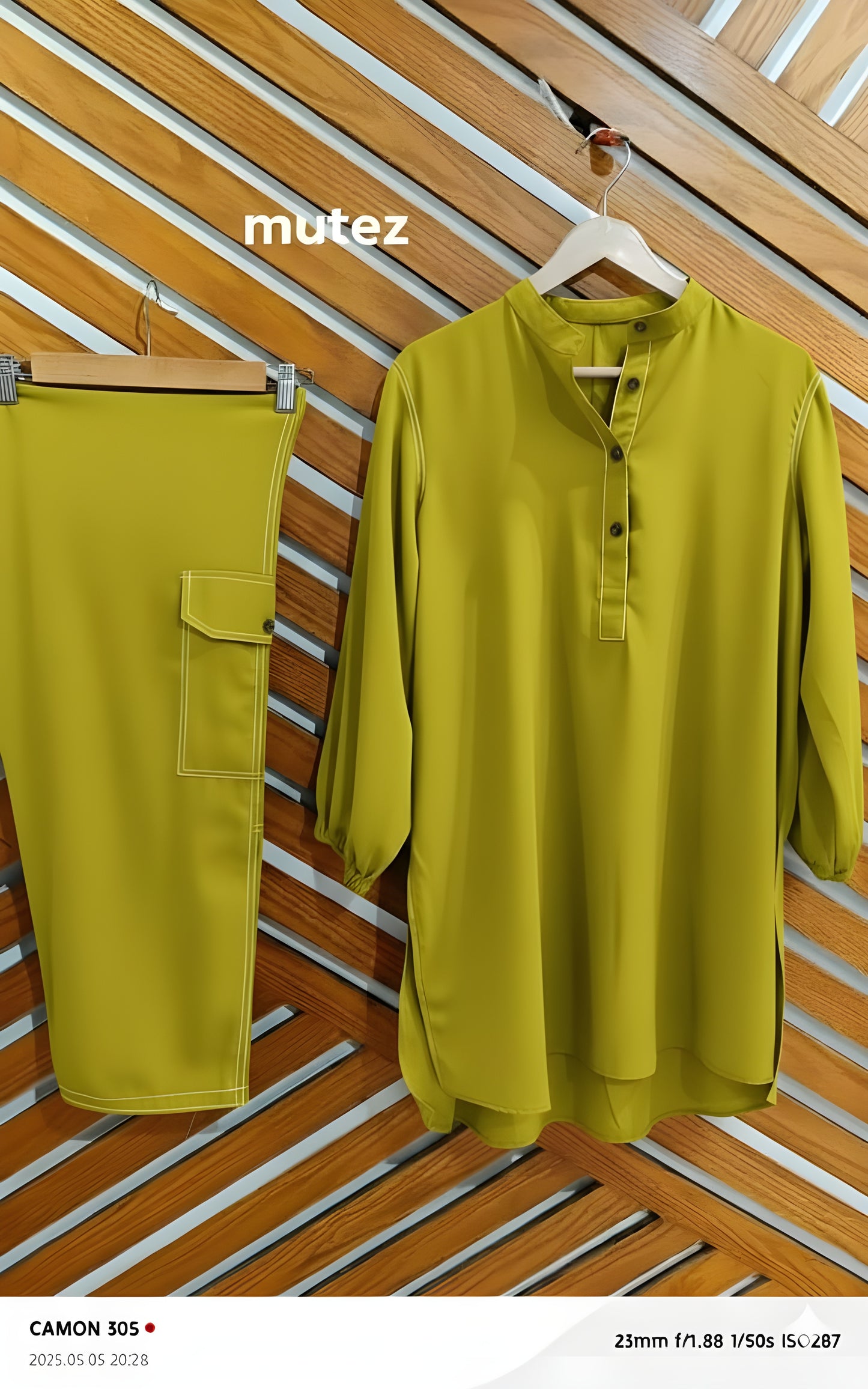 2 piece khaddar with thread design